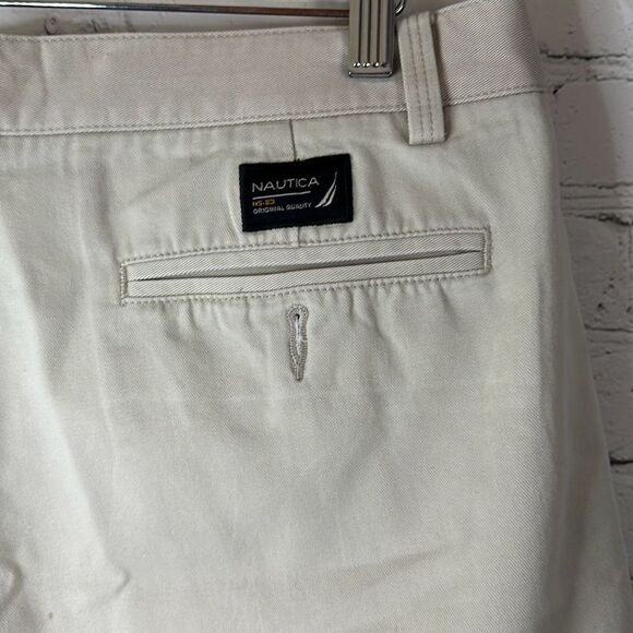 Nautica Rigger Classic Fit Pleated Khaki Chino shorts size 34 - Picture 3 of 8